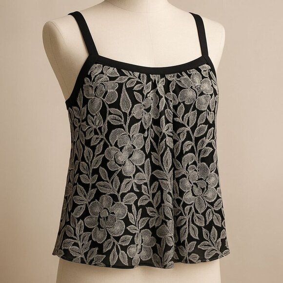 Free People ✦ Embroidered Floral Camisole ✦ Strappy Back Sheer Overlay Top S EUC - Picture 3 of 11